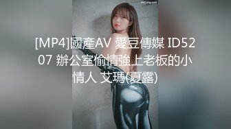 戏精上脑性感美少妇演绎废弃工棚勾引搞卫士的大爷吹箫做爱对白搞笑