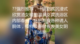 长发卡哇伊妹子，打飞机口交，逼逼里面还塞了一根道具