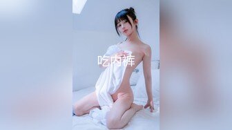 [MP4/ 1.21G]&nbsp;&nbsp;性福生活黑丝大长腿丰满美女在身前荡漾诱人不过瘾又叫了一个美女爱抚揉捏，鸡儿硬的受不了双飞猛力冲击