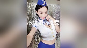 时尚牛仔裤女孩进屋就脱光上衣露出弹性美乳迫不及待吃JJ深喉兴奋在激情啪啪口爆