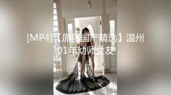 2020.2.22【专找学生妹开啪】良家小夫妻家中自拍啪啪，素颜美女，极品美乳，真实卧室口交做爱