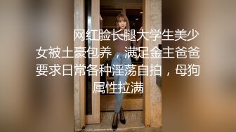 黑客破解家庭摄像头偷拍 奶子坚挺身材不错的靓妹洗澡还不时对着镜头看