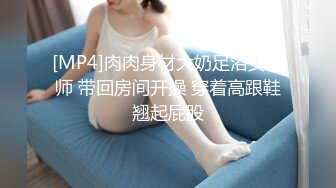 大奶美女 身材真好 在家练瑜伽逼逼痒了 被大肉棒无套后入 射了满满一后背 真能射