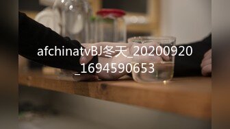 [MP4]美少女岔开双腿 粉嫩鲍鱼完美展示 激情啪啪娇喘不断