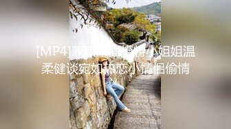 【新片速遞 】 轻熟女美少妇露脸自慰，和网民们撩骚，近景特写掰开粉嫩小穴[987M/MP4/01:59:56]