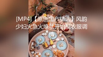 校花学妹露脸暑假在家激情大秀直播赚外快勾搭狼友，情趣装扮粉嫩娇乳，道具抽插骚逼，听狼友指挥精彩别错过